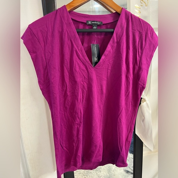 NWT INC Autumn Berry Vneck Small​ - Picture 1 of 3